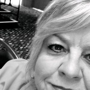 Meet your Posher, Cindy